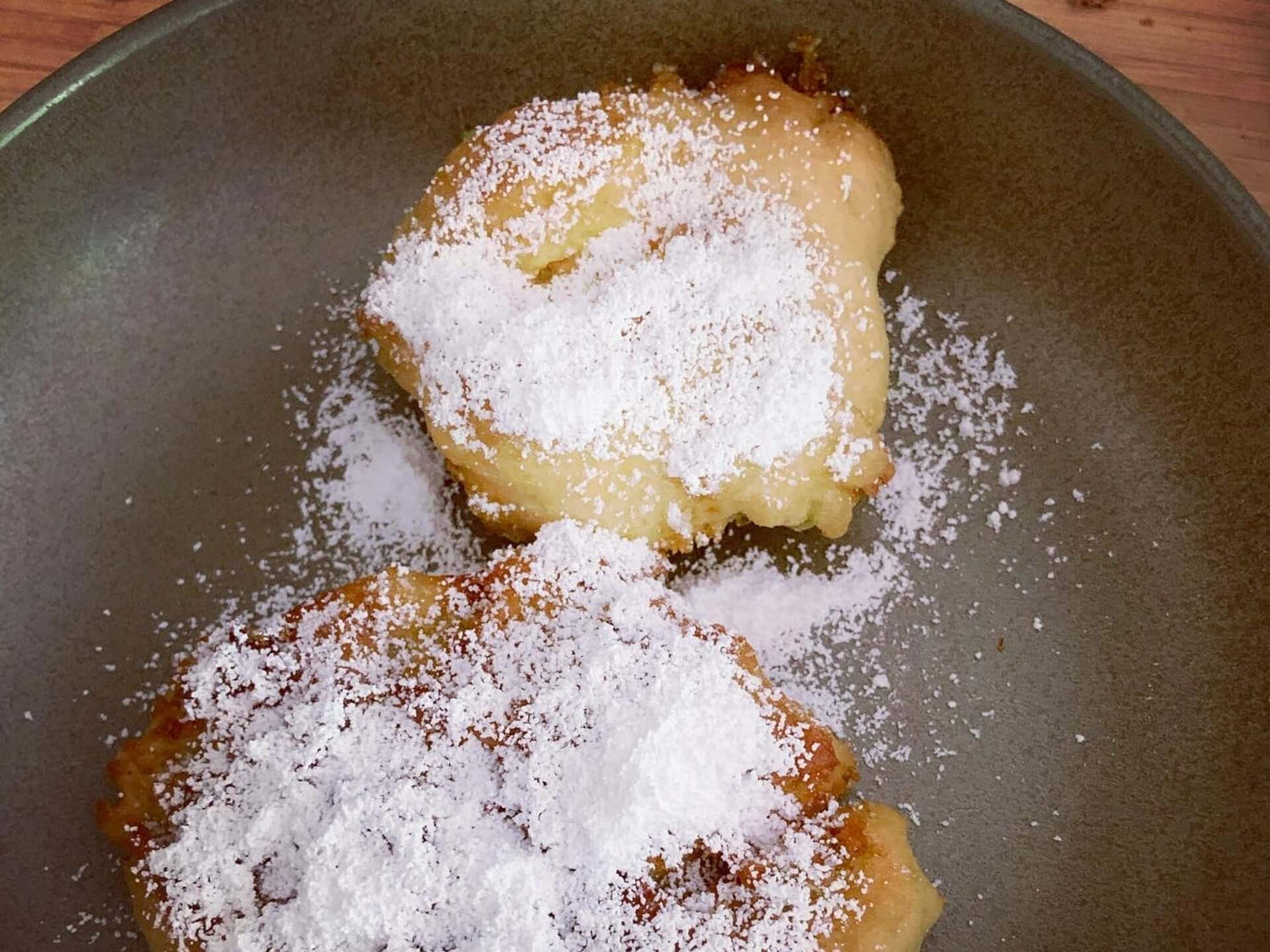 Wilde Wiesenküche: Gebackene Holunderblüten