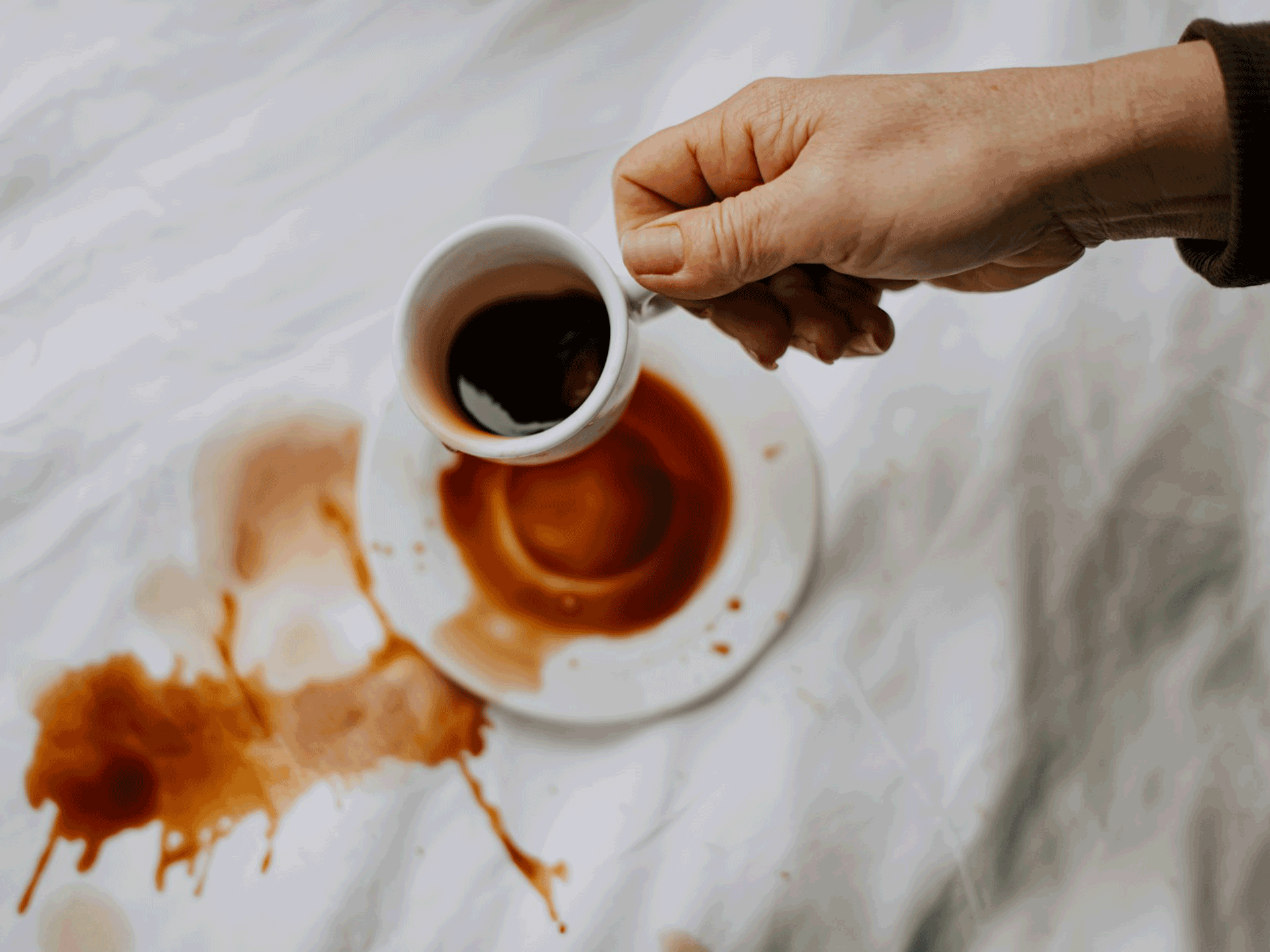 Care & Repair: Flecken mit natürlichen Hausmitteln entfernen – Tipps für nachhaltige Textilreinigung ohne Chemie