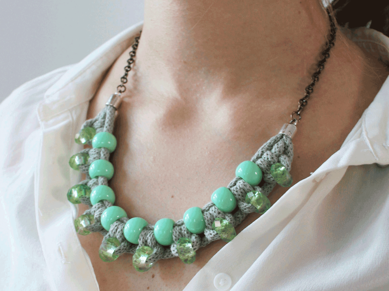 DIY-Anleitung: Statement-Kette selbermachen